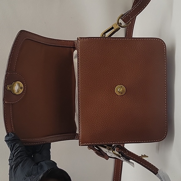 NWT Fossil Ainsley Small Flap Crossbody handbag Medium Brown Leather SHB3070210 - Picture 13 of 17